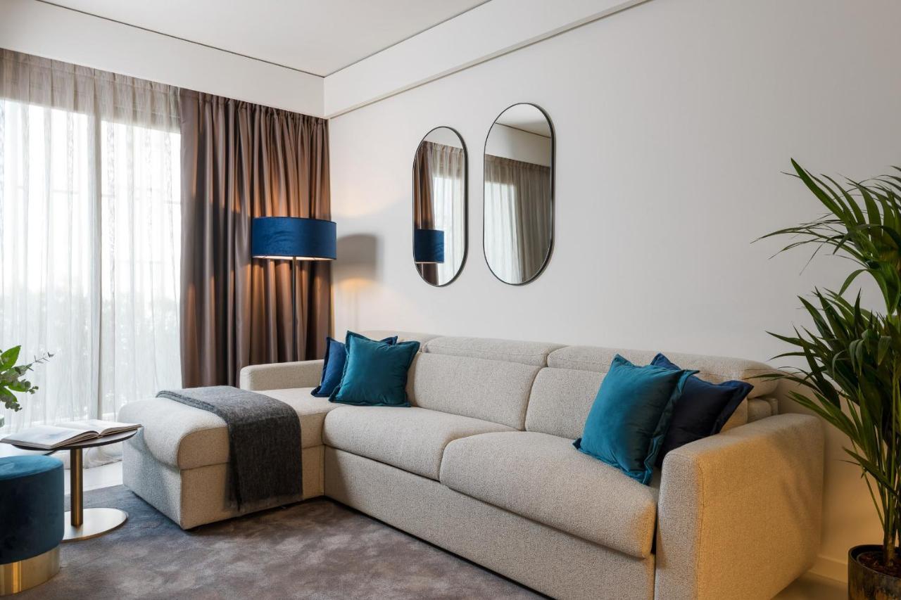 We Me Suite Hotel Riccione Exterior foto